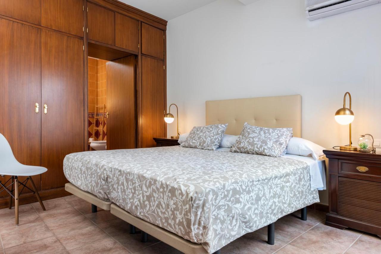 Hsh Suites Triana Siviglia Esterno foto