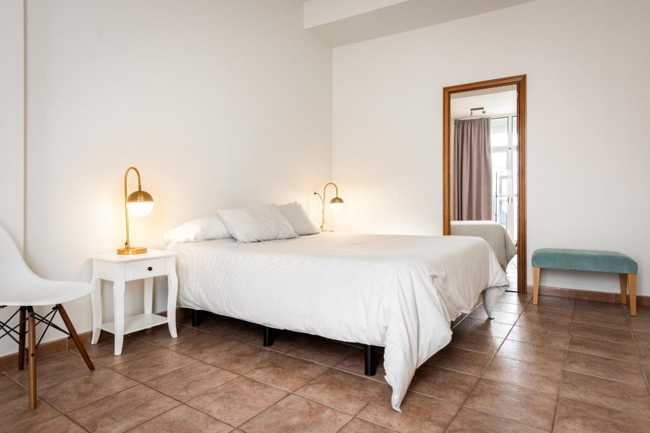 Hsh Suites Triana Siviglia Esterno foto